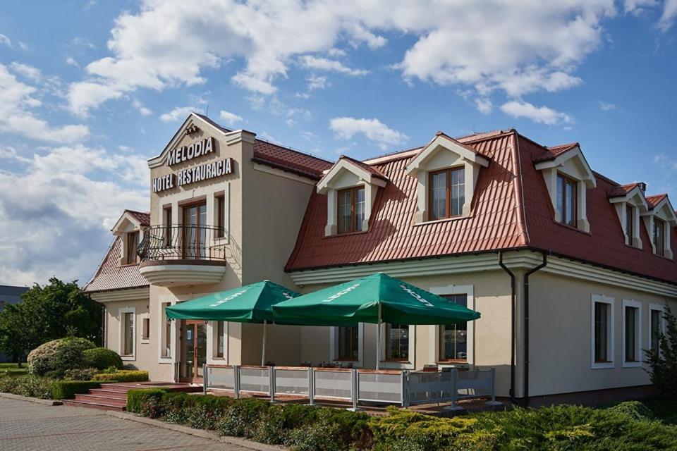 Hotel Melodia *** Buk  Eksteriør billede